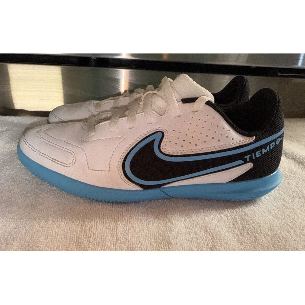 Nike Tiempo Size 3Y Sneakers Legend 9‎